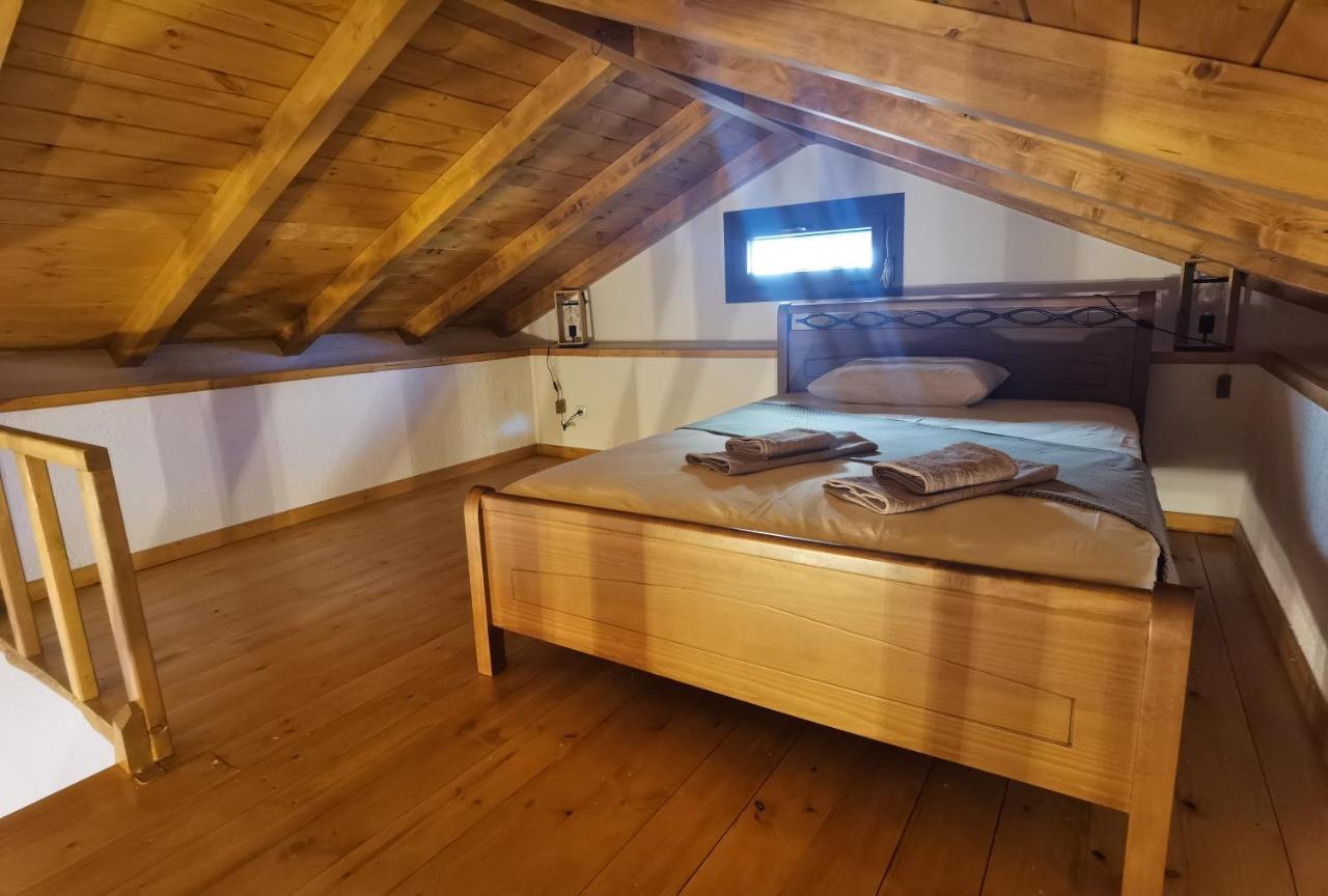 Villa Elaion Thea-Nies Sourpi Esterno foto