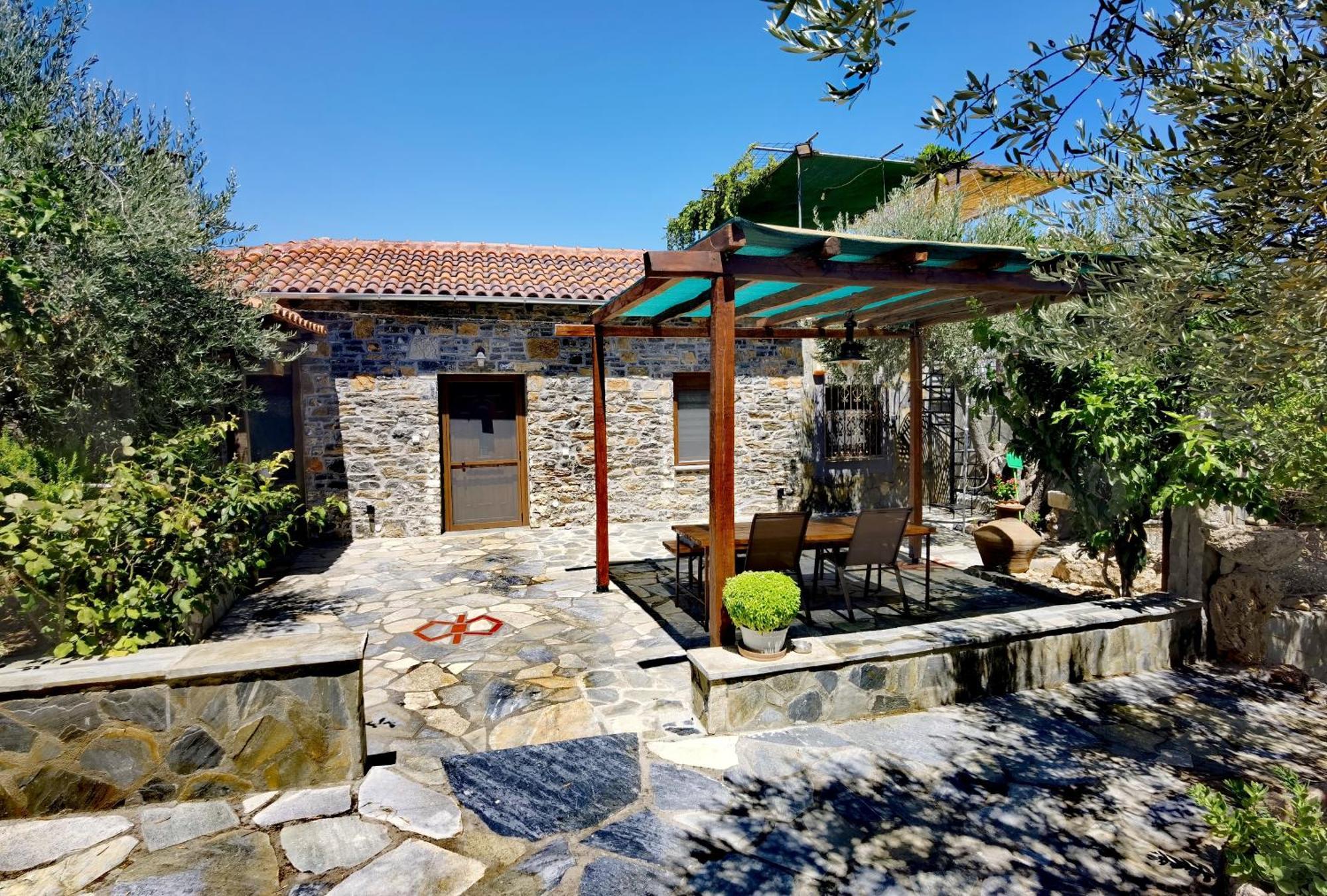 Villa Elaion Thea-Nies Sourpi Esterno foto